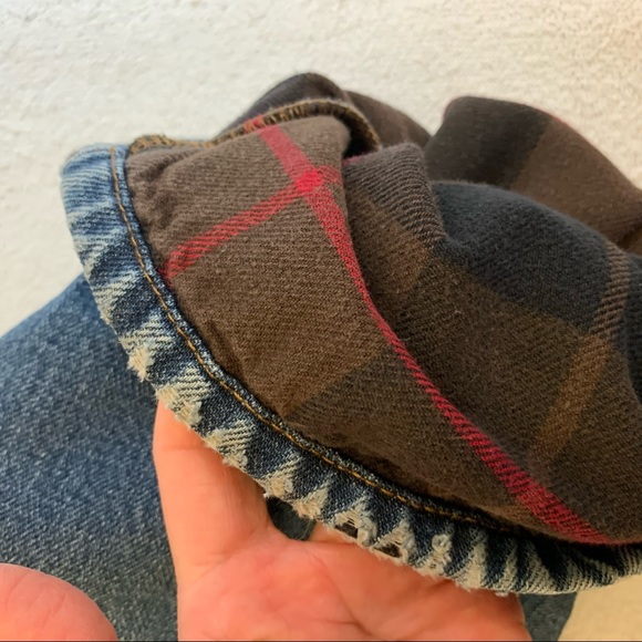 Eddie Bauer Men’s Relaxed Fit Jeans - Picture 10 of 12